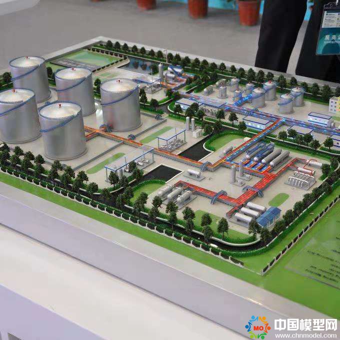 樓盤沙盤模型制作、別墅沙盤模型制作、城市規(guī)劃沙盤制作、建筑模型設(shè)計(jì)制作、工業(yè)模型設(shè)計(jì)制作、數(shù)字多媒體沙盤制作